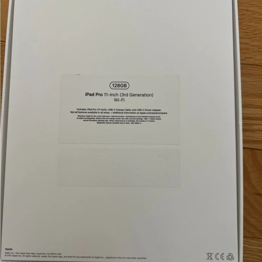 iPad Pro 3rd generation BOX with AC charger and USB-c cable only